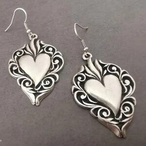 11pc.  Bohemian Vintage Carved Heart Dangle Earrings